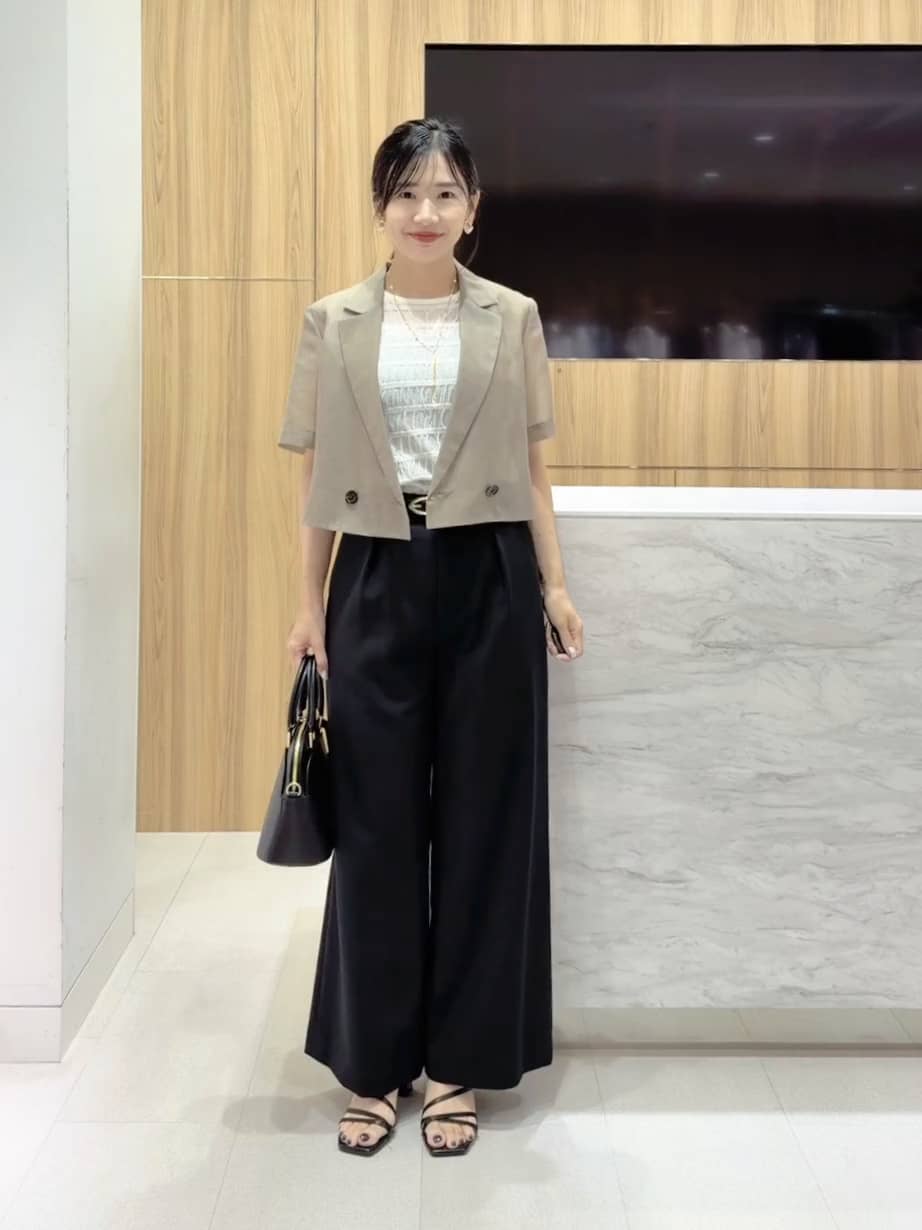 STAFF STYLING|ANAYI OFFICIAL ONLINE STORE｜アナイ 公式サイト