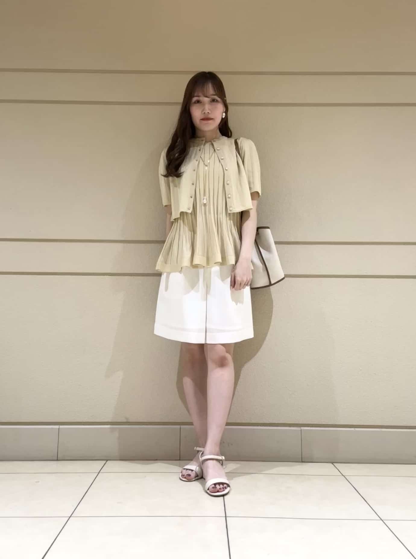 STAFF STYLING|ANAYI OFFICIAL ONLINE STORE｜アナイ 公式サイト