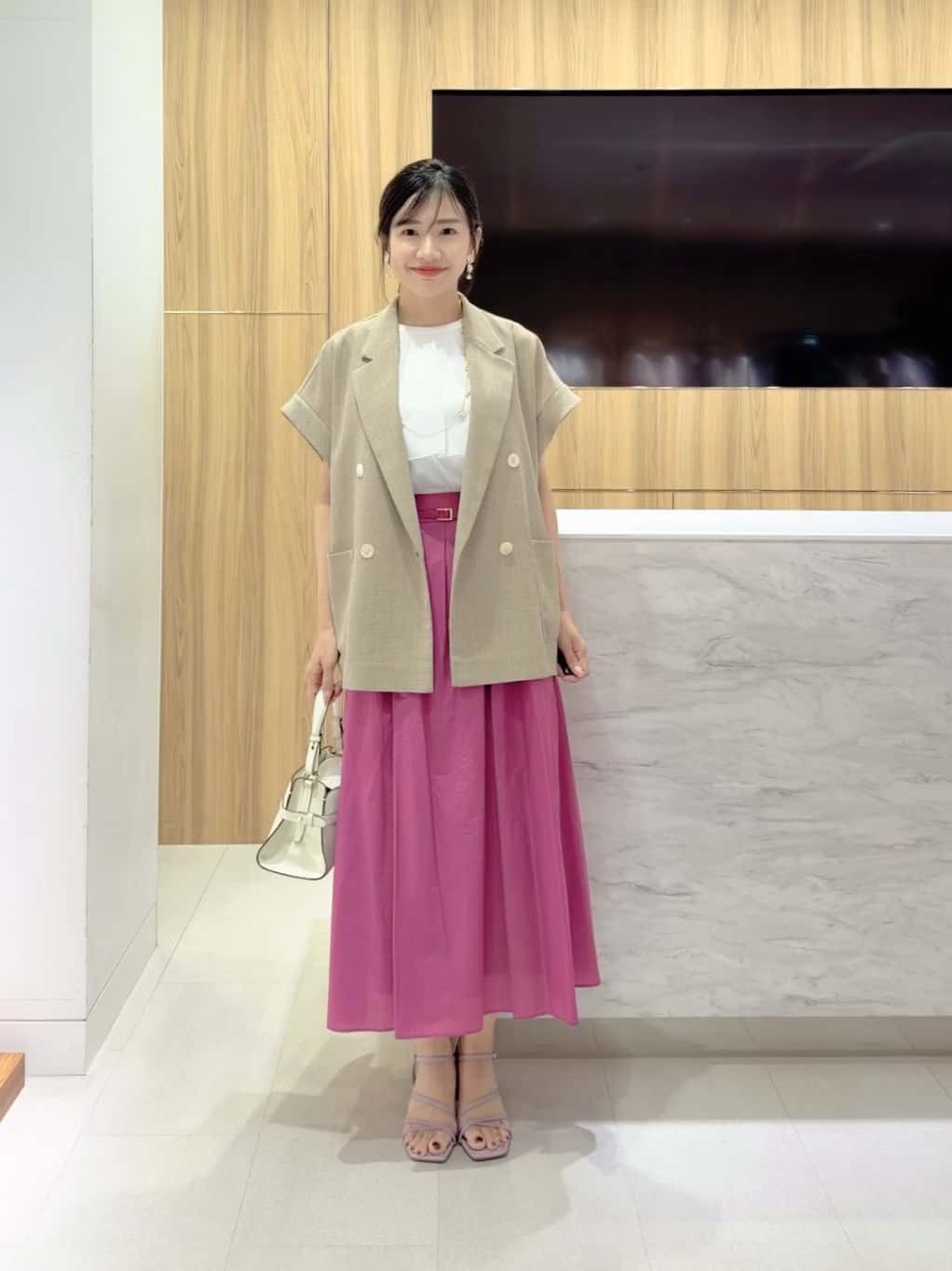 STAFF STYLING|ANAYI OFFICIAL ONLINE STORE｜アナイ 公式サイト