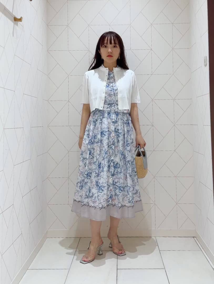 STAFF STYLING|ANAYI OFFICIAL ONLINE STORE｜アナイ 公式サイト