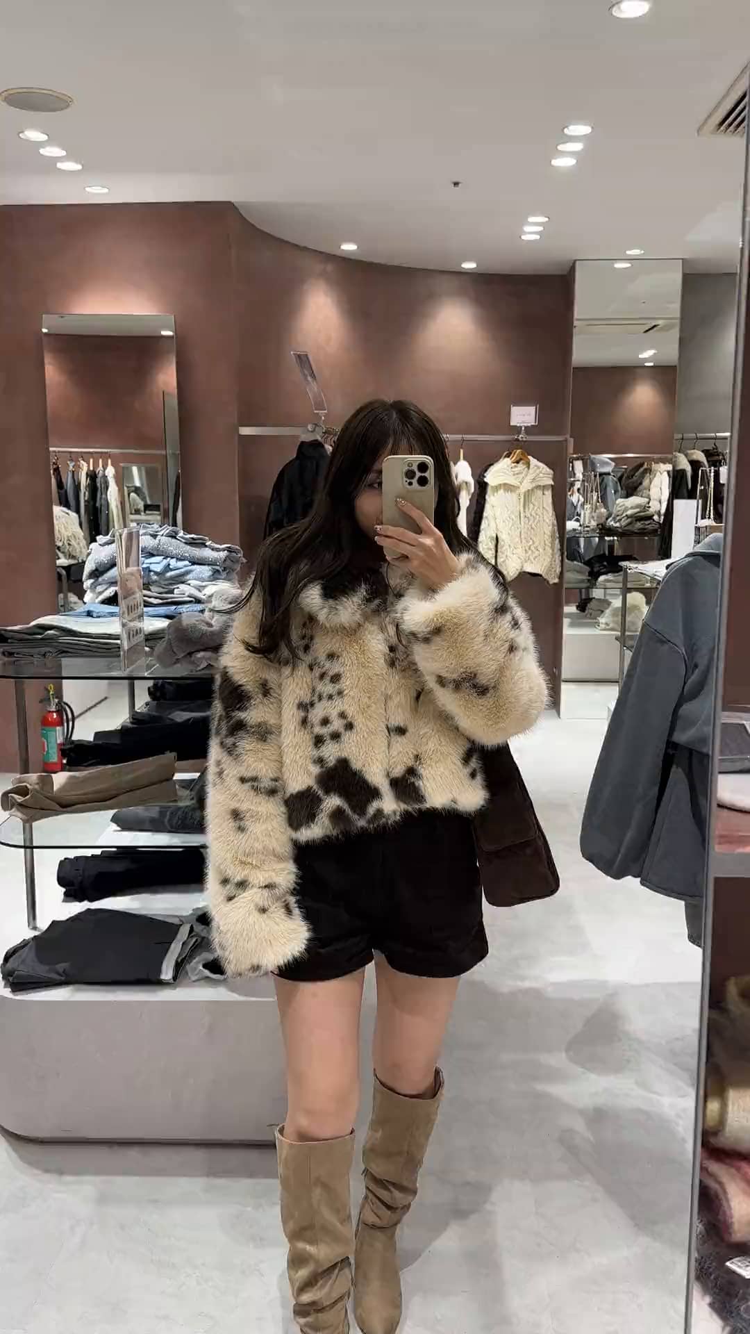 グルーデコセット ◀︎その他の投稿はこちら この前リールでも紹介した GRLの春服