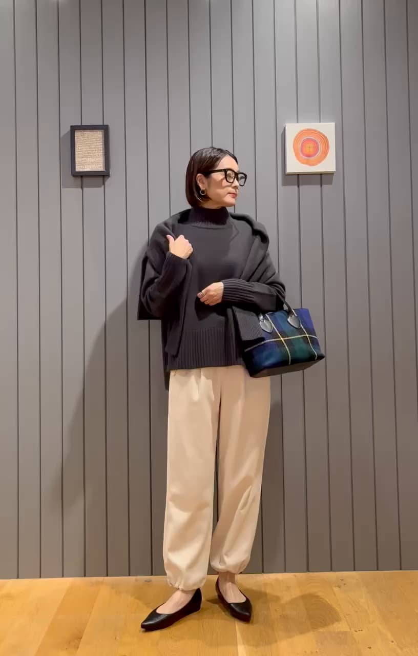 シルク100% 長袖カーディガン黒Vネックユナイテッドアローズ グリーンレーベル 楽天市場】united arrows シルク カーディガンの通販
