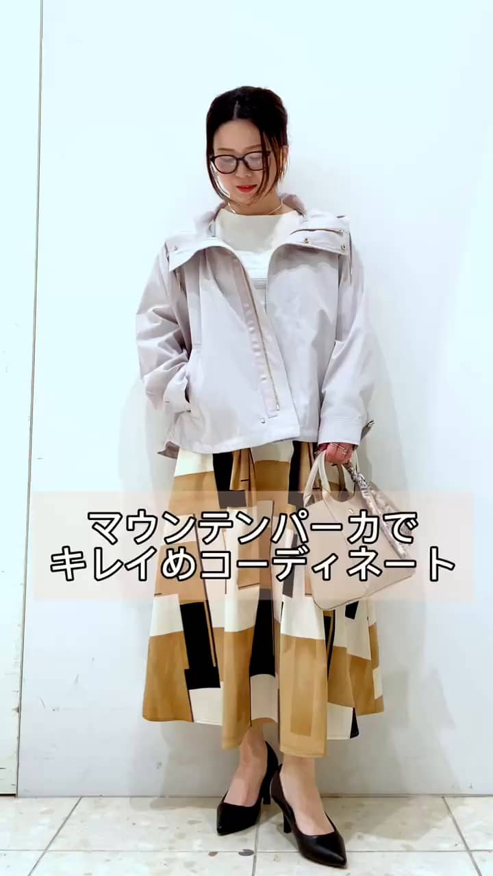 ジオメトリックプリントタックフレアスカート【洗濯機洗い可