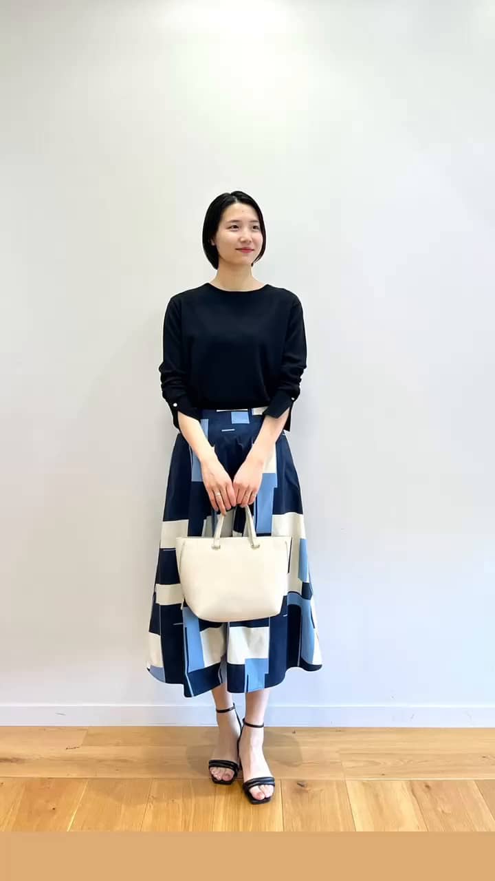 ジオメトリックプリントタックフレアスカート【洗濯機洗い可 ジオメトリックプリントタックフレアスカート【洗濯機洗い可