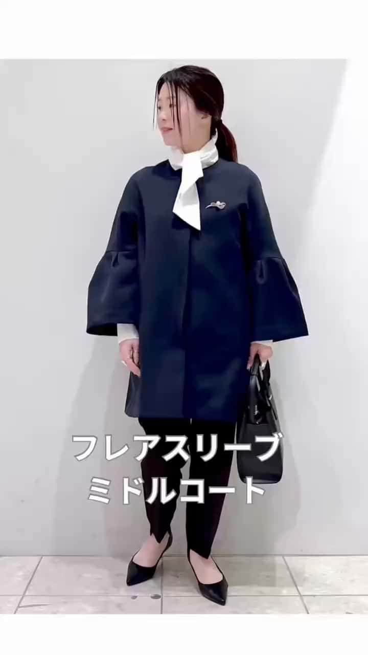 フェイクパール×メタルラインブローチ（ブローチ/コサージュ