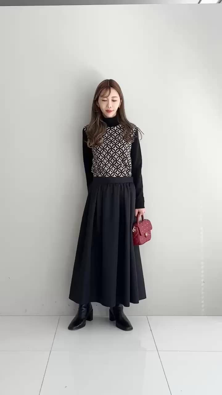 オーバーラップサークルタートルネック（ニット/セーター