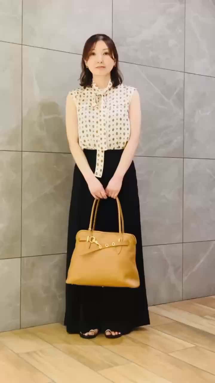 ☆mochi12345☆　MILOS　Wzipボストン　ベージュ MILOS（ミロス）【別注カラーあり】金具ベルト付きボストン