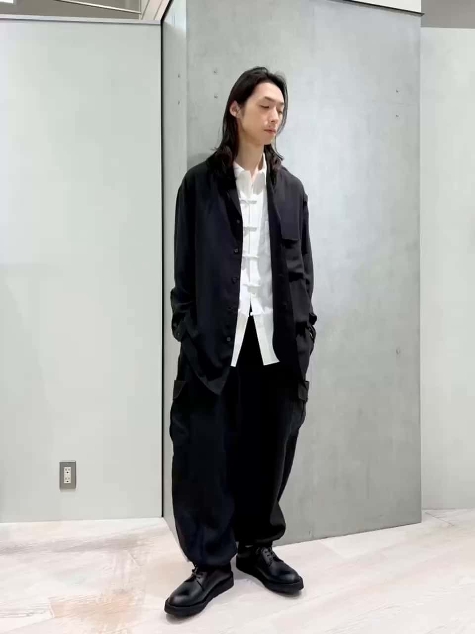 200443