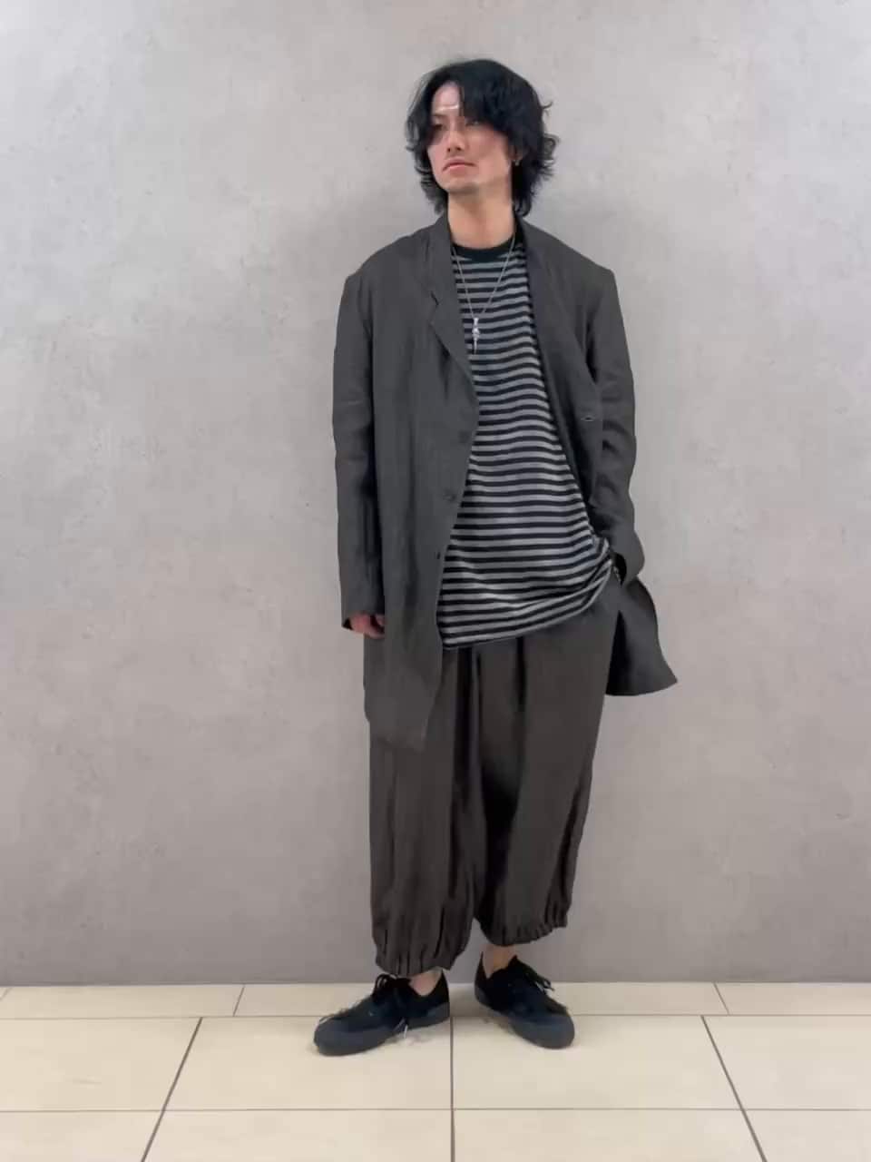 181187
