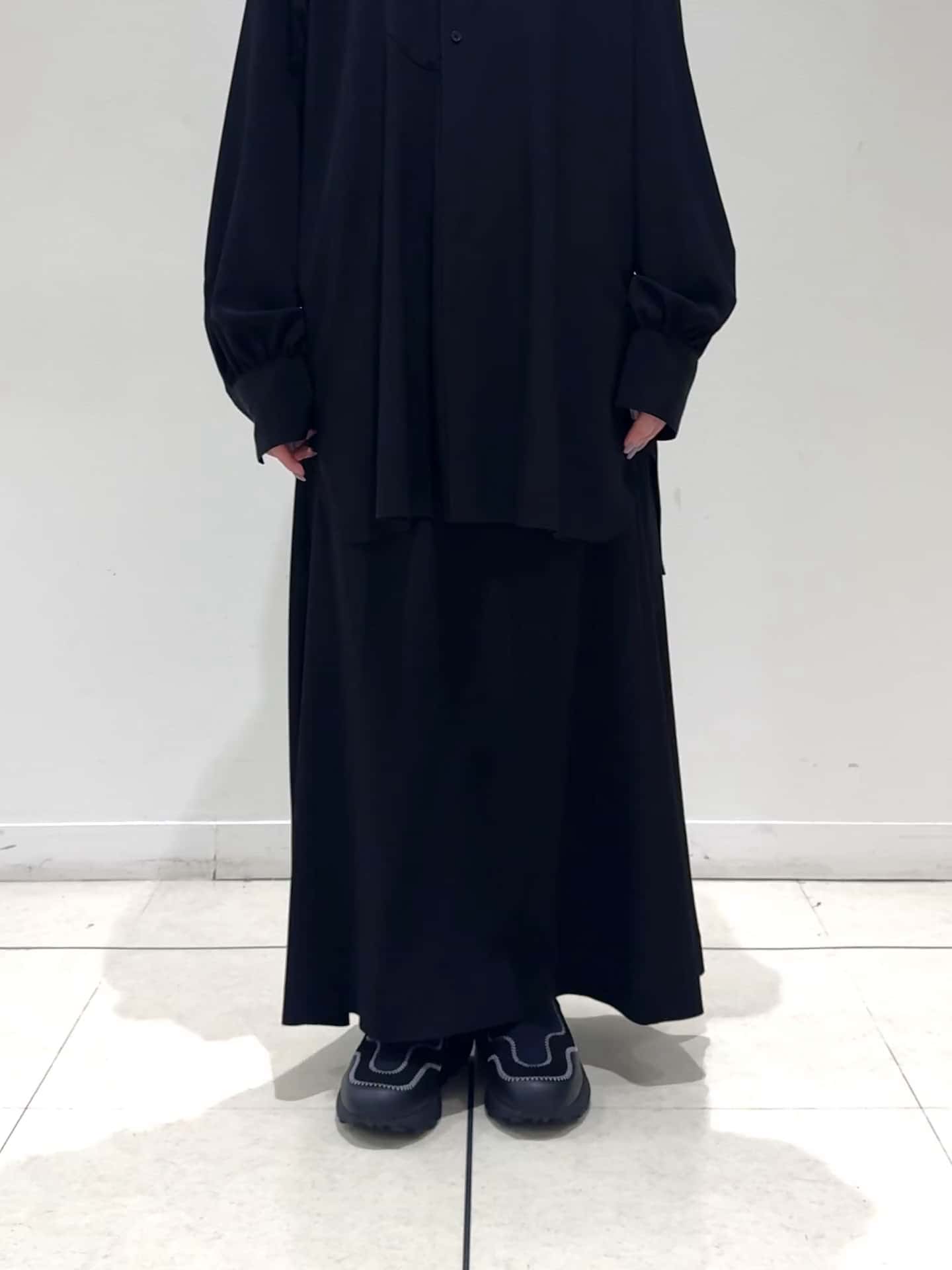 51534593