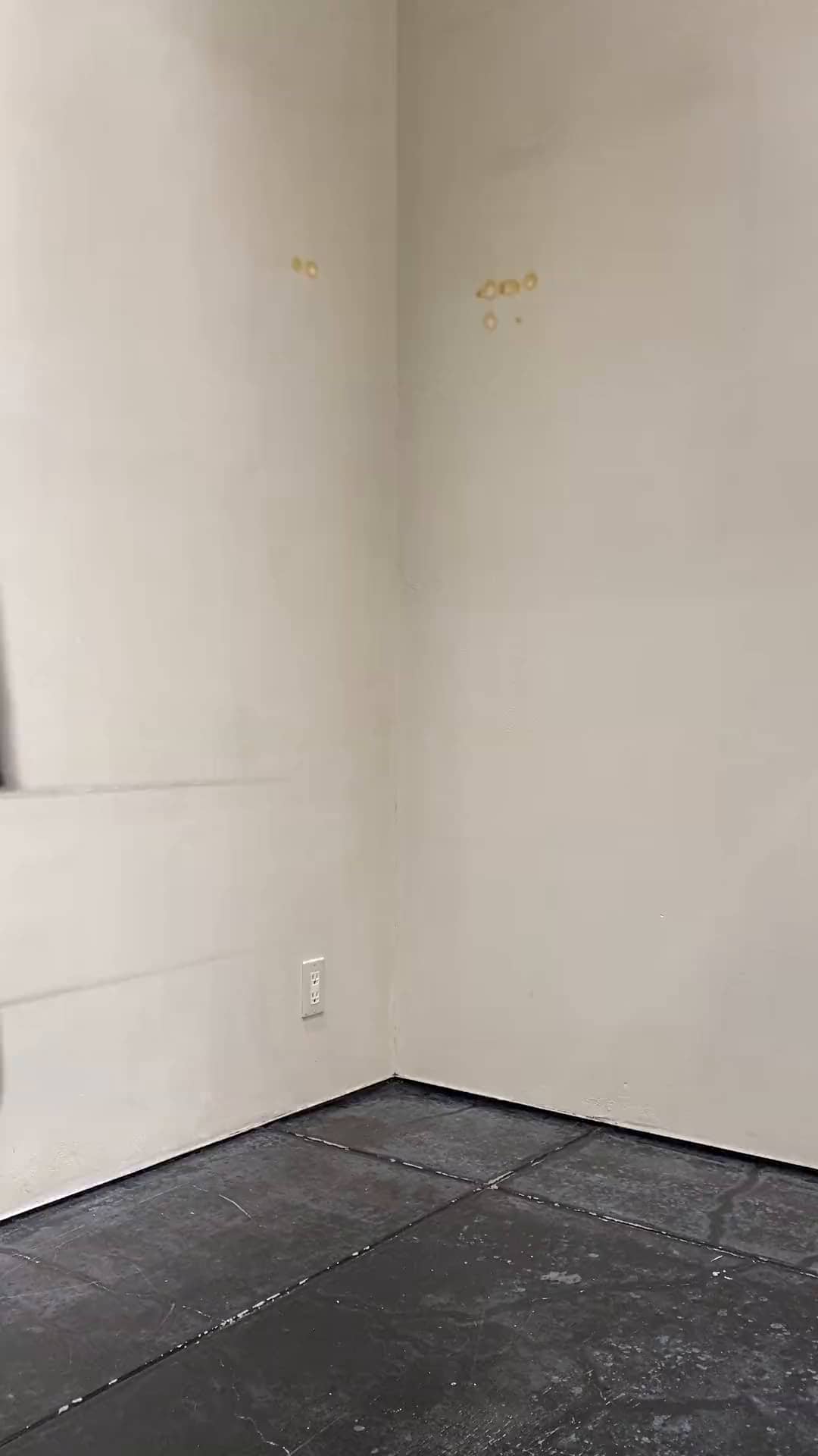 47272255