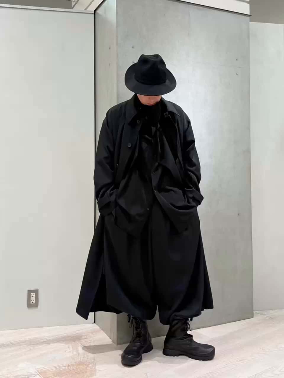 ゴシック・リヴァイヴァル GOTHIC YOHJI YAMAMOTO（ゴシック ヨウジヤマモト）｜【公式通販