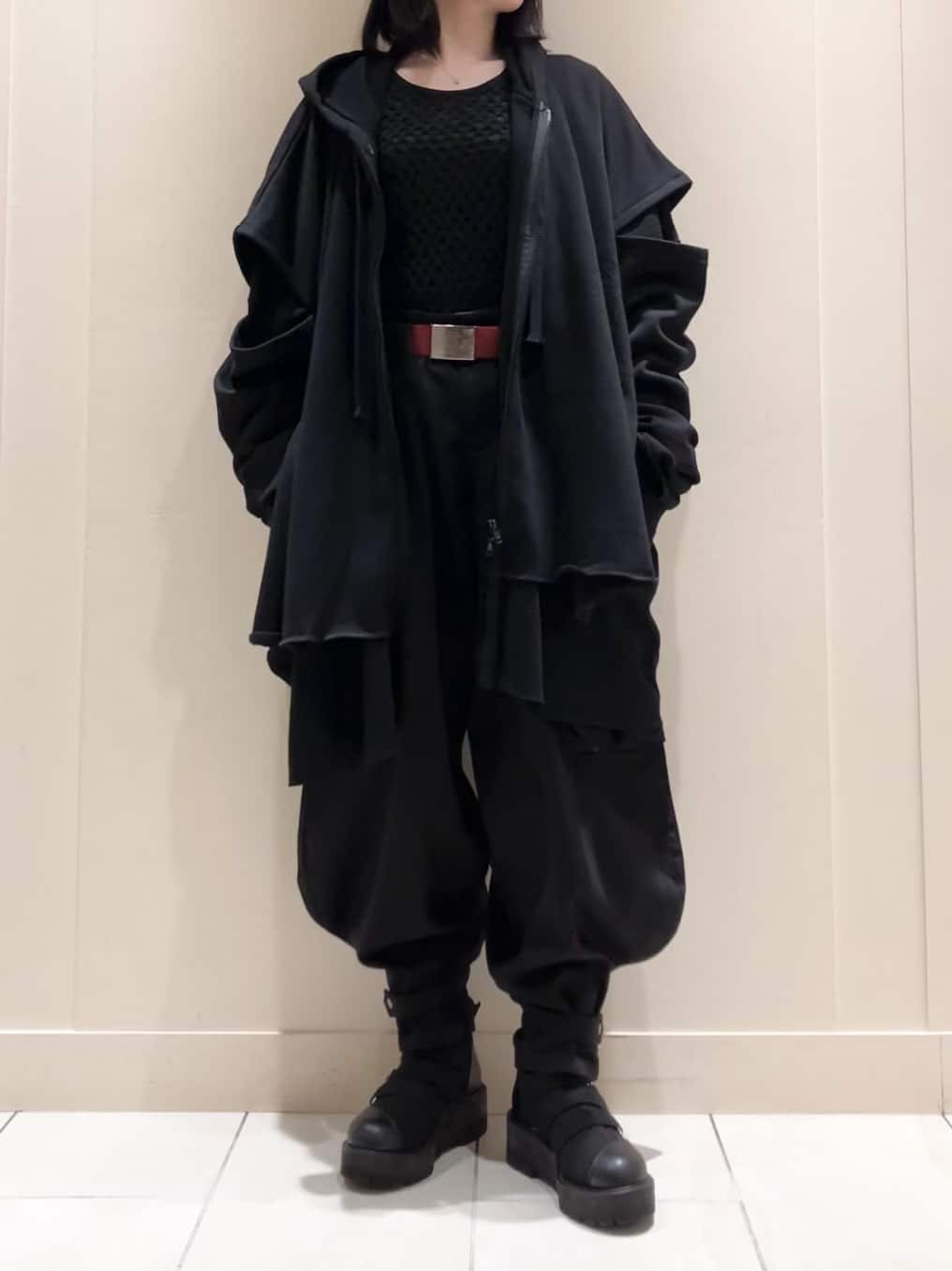 53018242