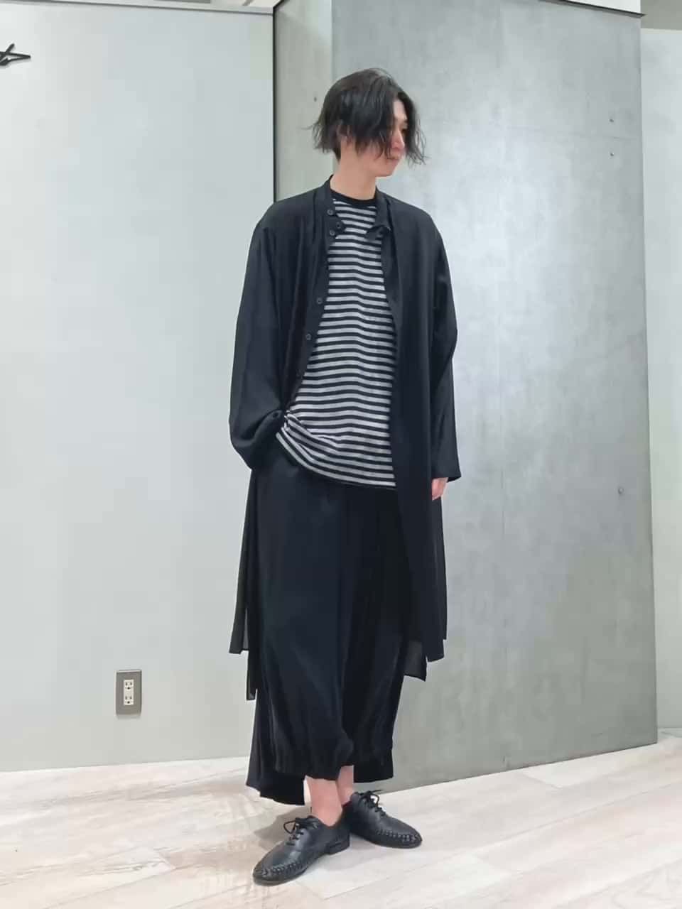182967