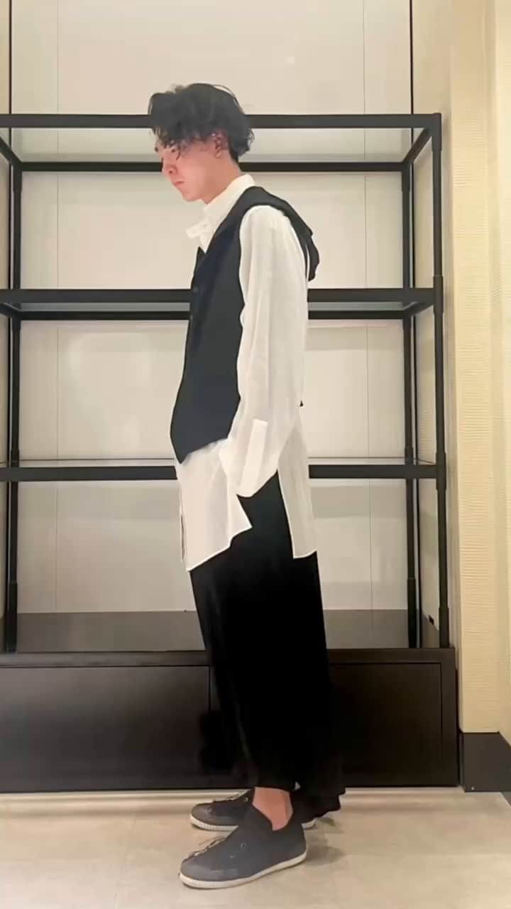 181205