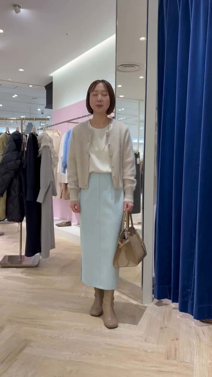 2025.12.24 ヘアリーカーディガン　キレイめコーデ🩵 サムネイル画像