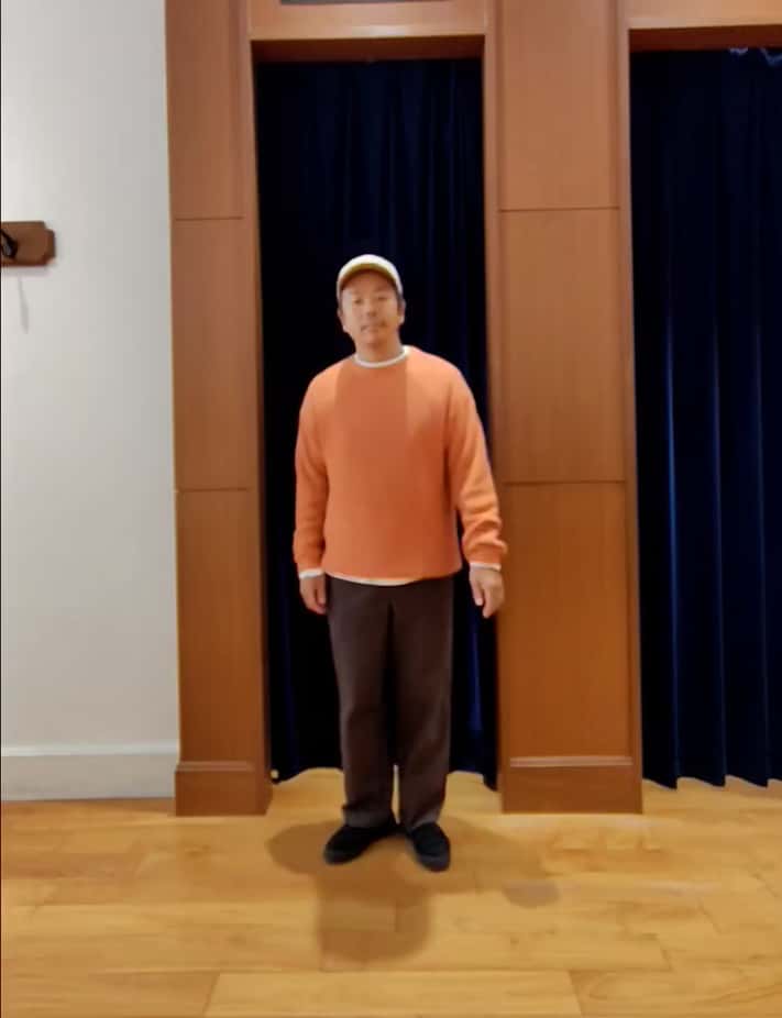 2025.10.21 ロンＴ付き　Easyニットのコーディネート サムネイル画像