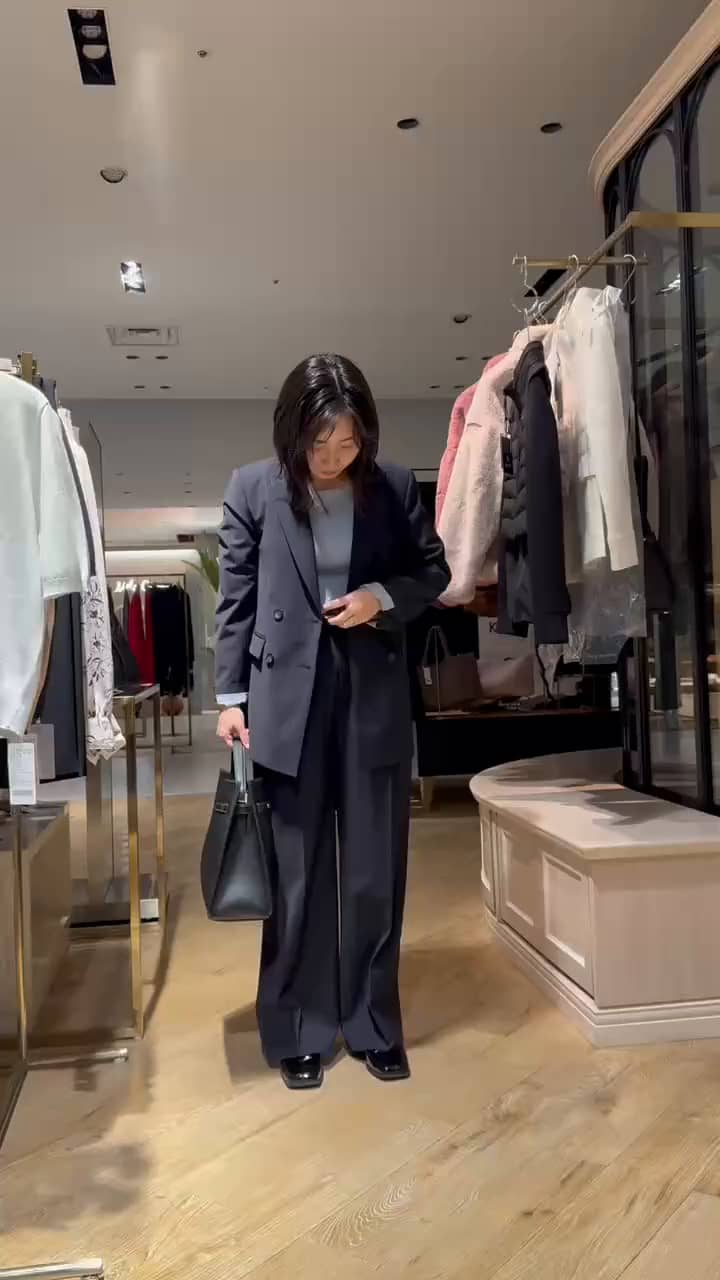 2025.10.24 きれいめセットアップ サムネイル画像