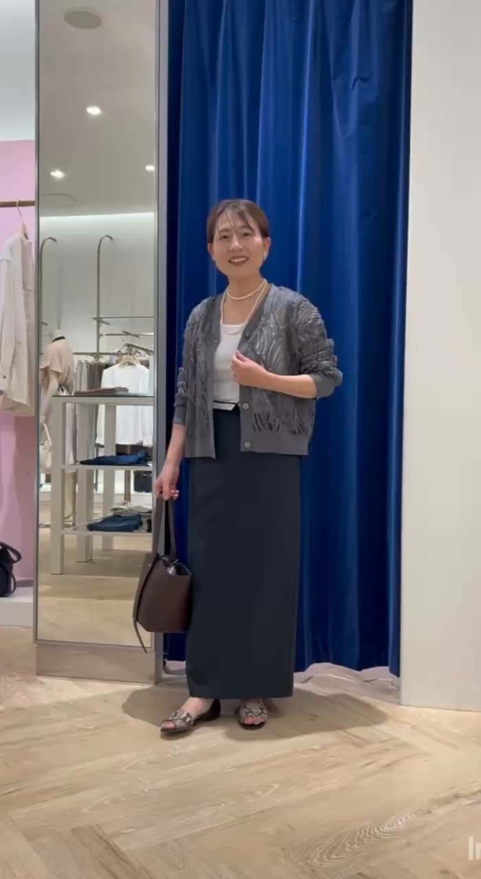 2025.09.12 グレーワントーンで大人きれいめカジュアル サムネイル画像
