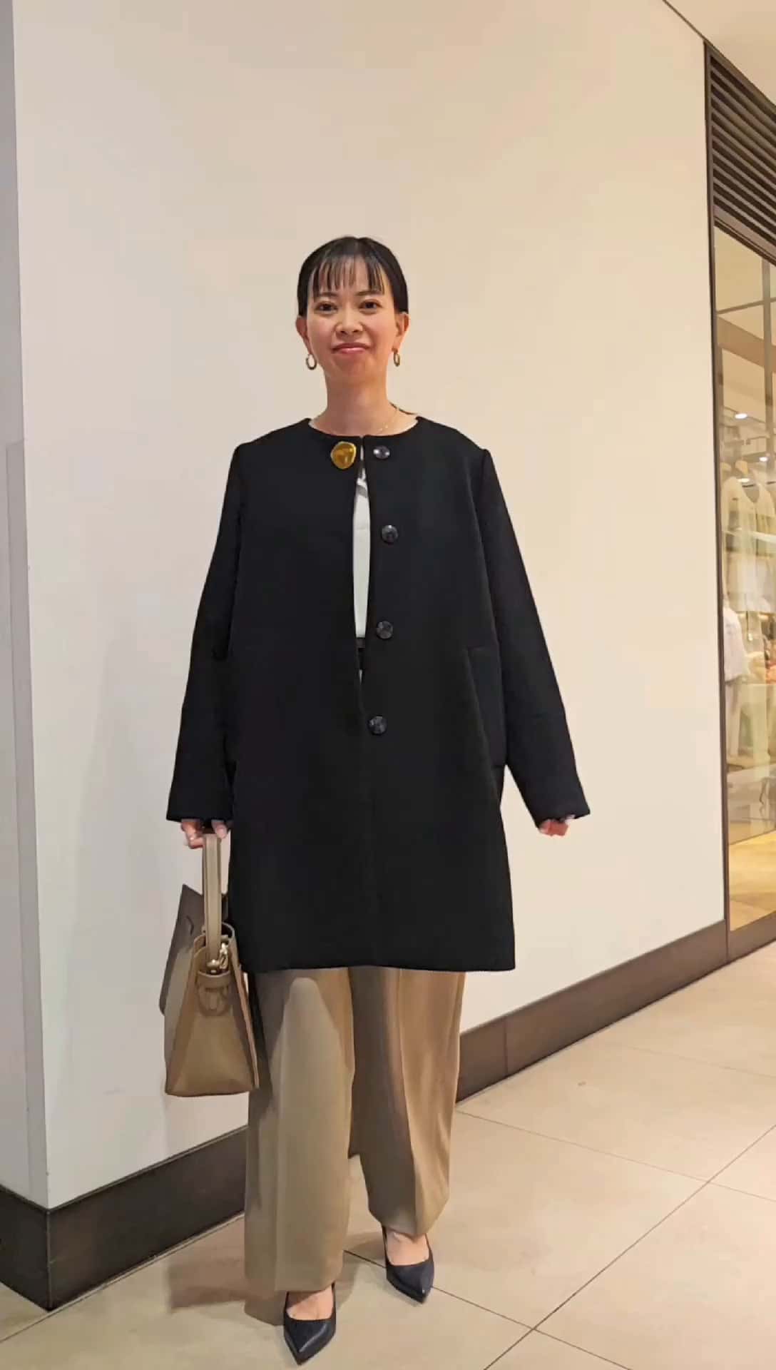 2025.12.02 ブローチ付きAラインノーカラーコート サムネイル画像