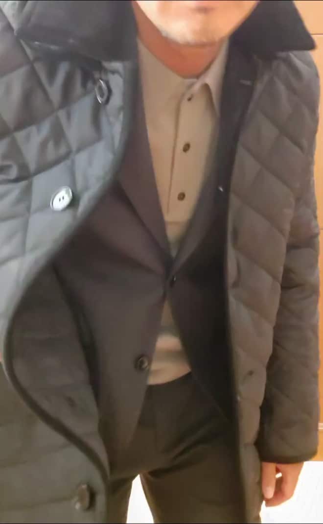 2025.11.10 トラディショナル　ウェザーウェア　DERBY HOODを着用した通勤コーデ サムネイル画像