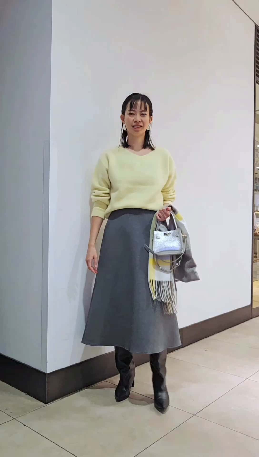 2025.10.17 ヘアリーニットの王道甘めコーデ🫶 サムネイル画像