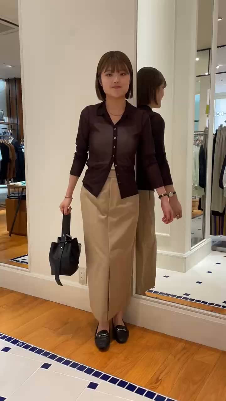 2025.08.23 チノスカートコーデ サムネイル画像