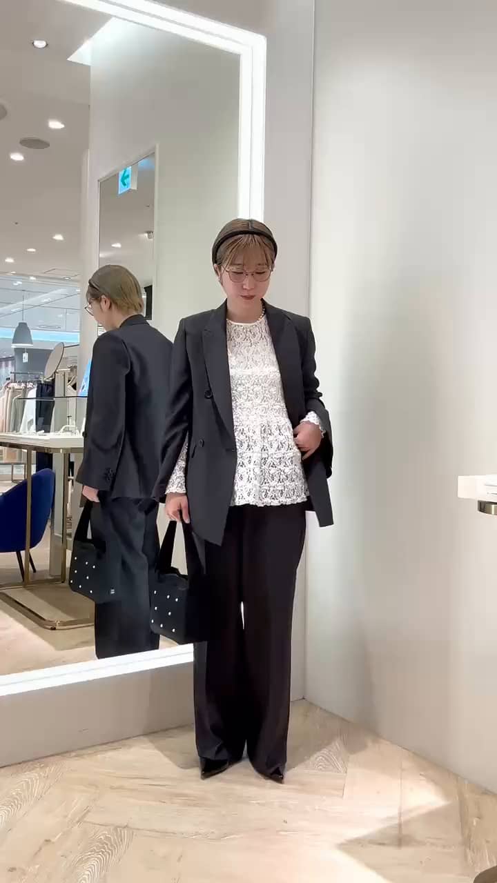 2026.02.09 モノトーン×レースで甘辛mixセレモニーコーデ サムネイル画像