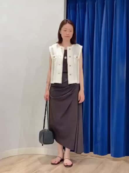 2025.08.21 ベスト☓スカートコーデ サムネイル画像