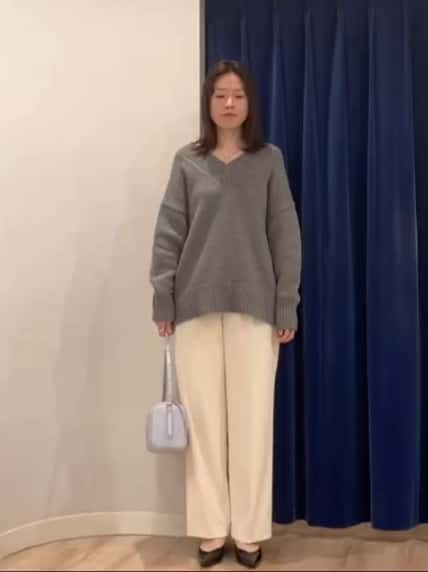 2025.12.20 Vネックプルオーバー サムネイル画像