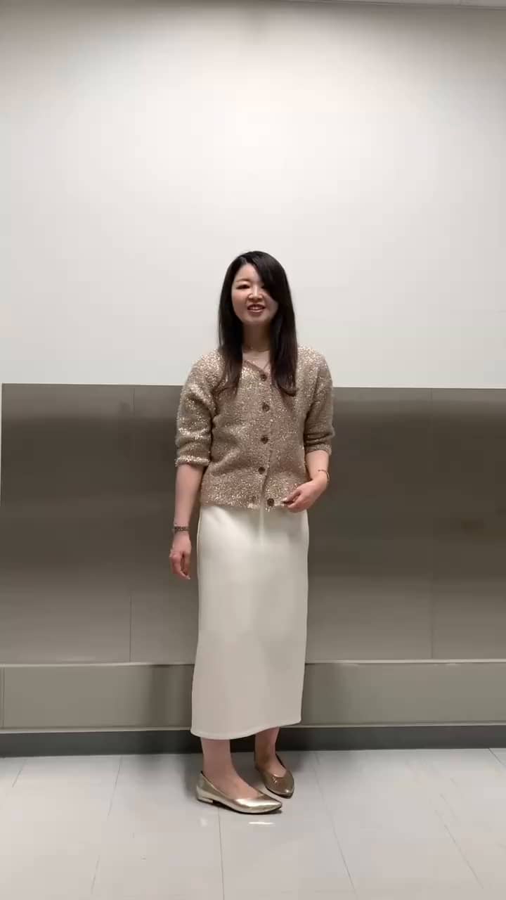 2025.09.30 両前フェザーキラキラプルオーバー(カーディガン) サムネイル画像