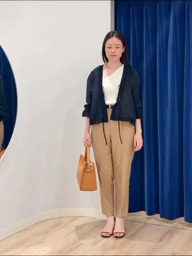 2025.08.30 プリーツカラー2WAYブラウス サムネイル画像