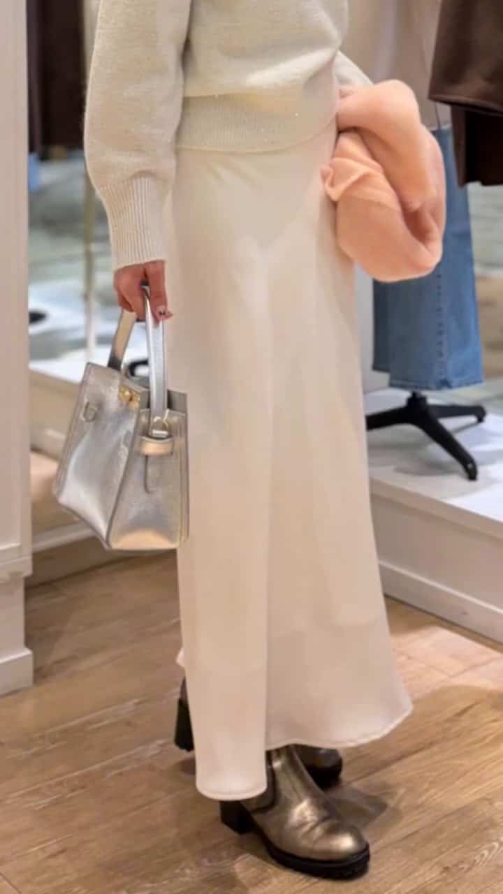 2025.11.30 ナロースカート2種類何が違う？！ サムネイル画像