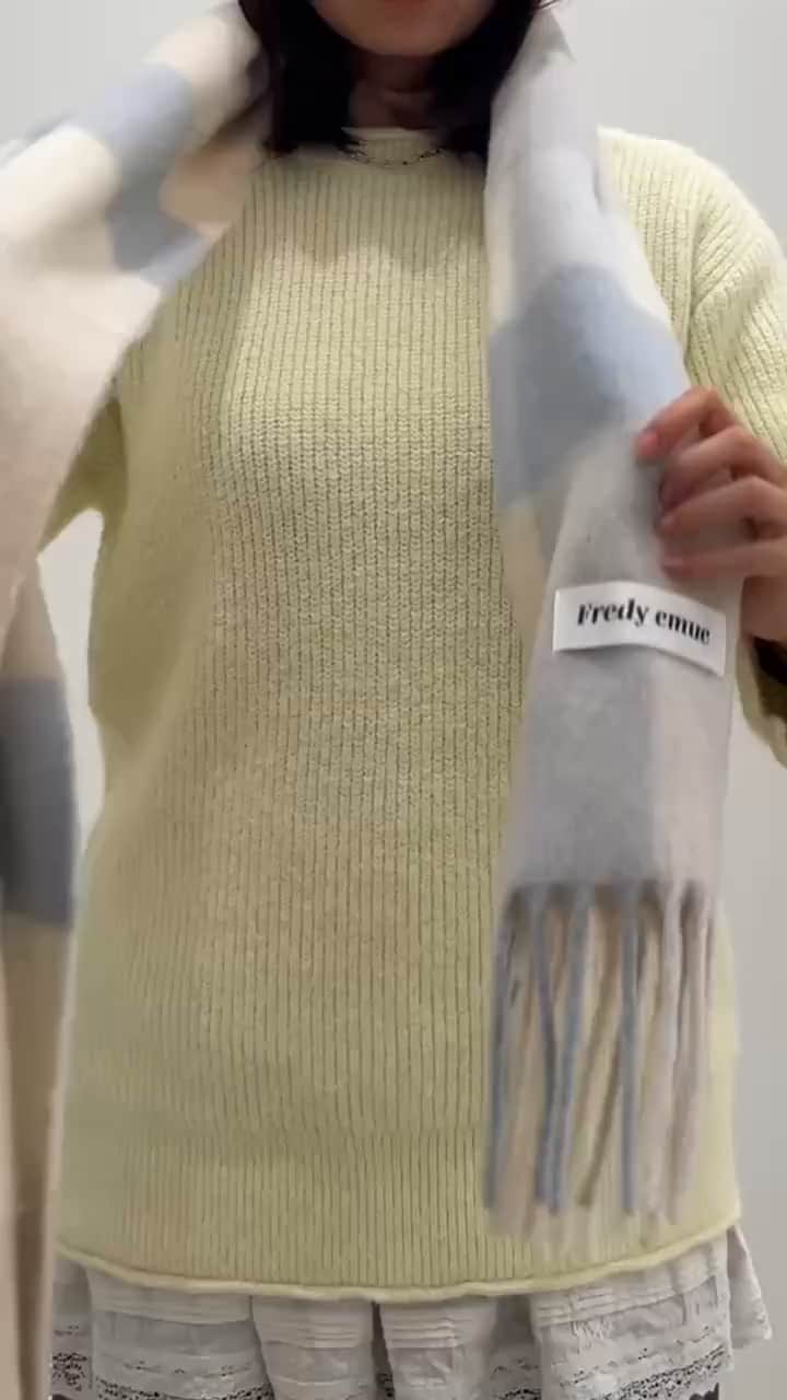 2025.12.25 マフラー肩掛け巻き方 サムネイル画像