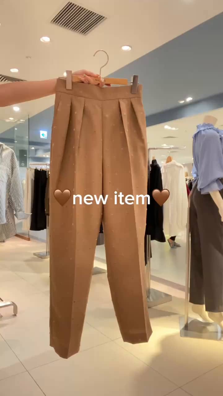 2024.07.31 new item🤎　ドットパンツコーデ サムネイル画像