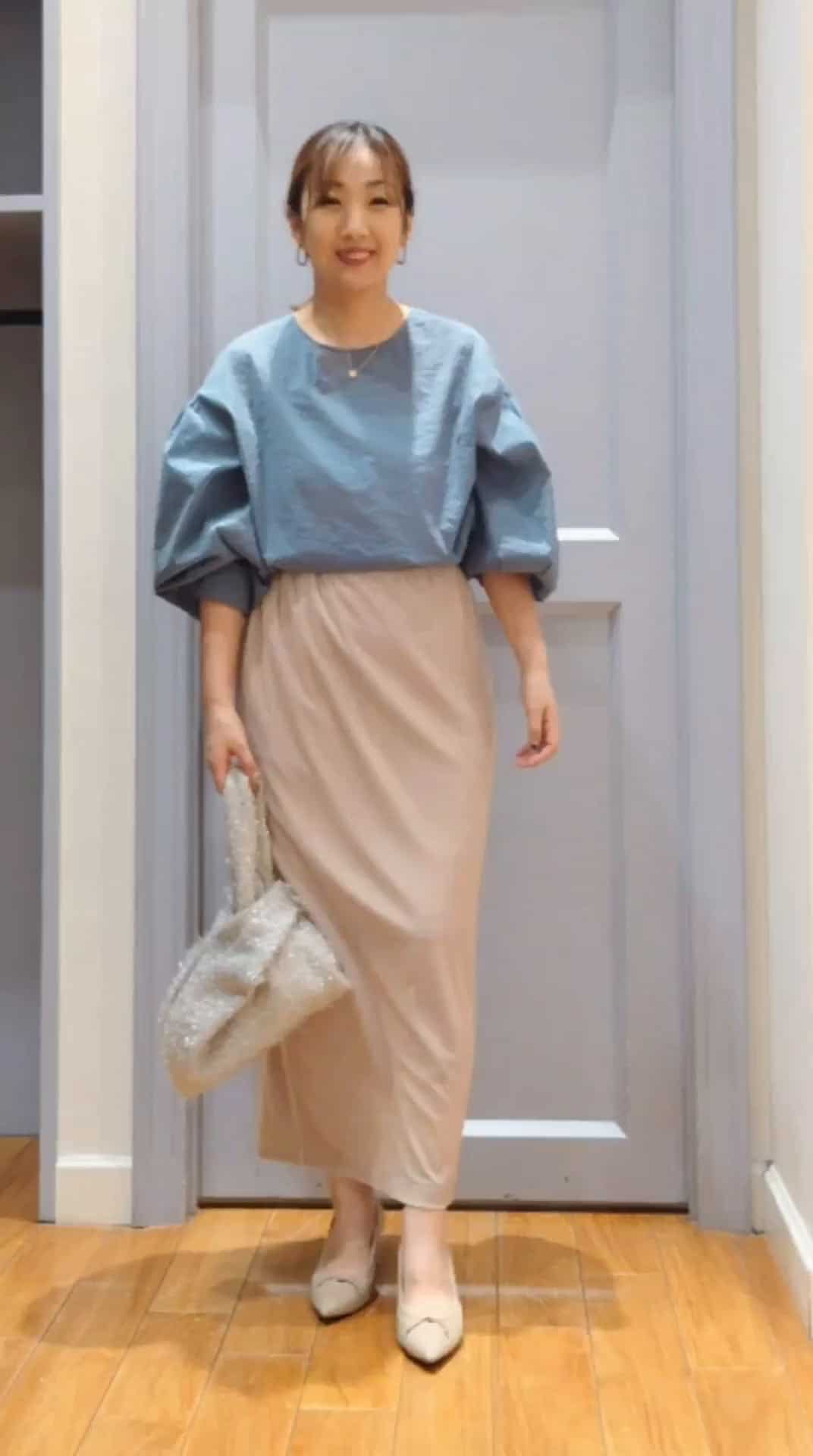 2024.08.25 2wayブラウス＆ベロアスカートコーデ サムネイル画像