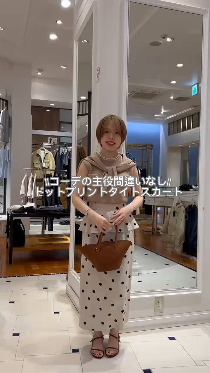 2025.05.11 ドットプリントタイトミディスカート サムネイル画像