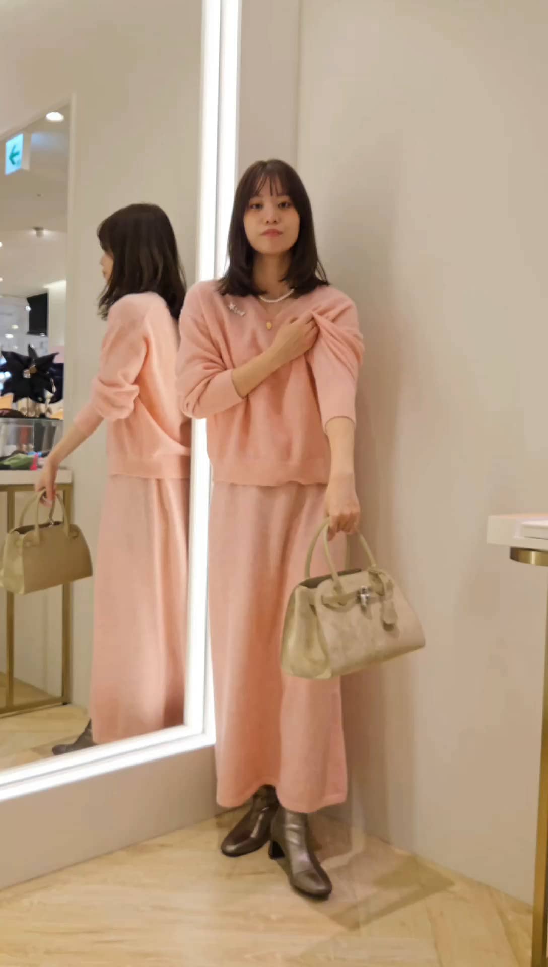 2025.12.26 ニットのセットアップ サムネイル画像