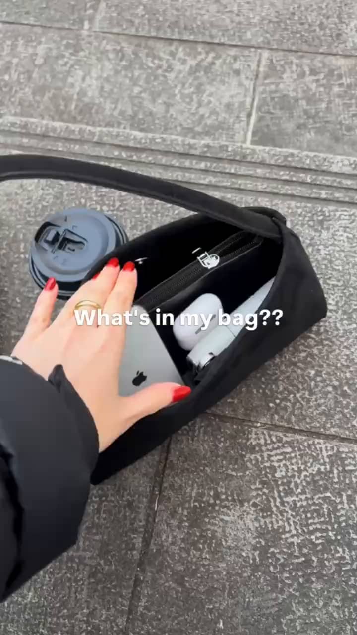 2026.01.22 What't in my bag??👜✴︎ サムネイル画像