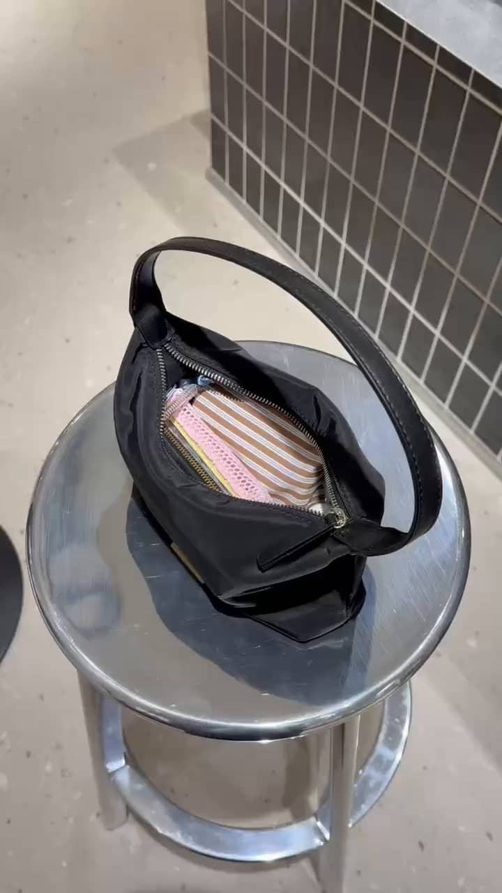 2026.08.18 What in my bag? サムネイル画像