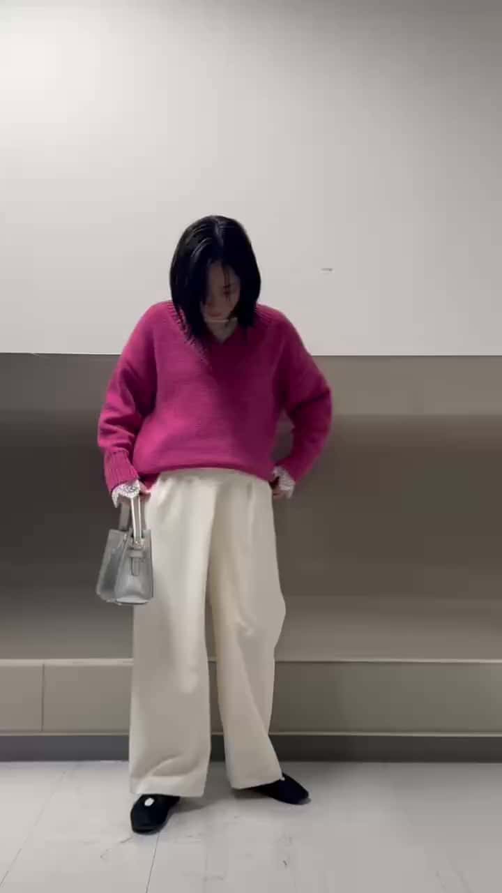 2025.11.19 pink×white サムネイル画像