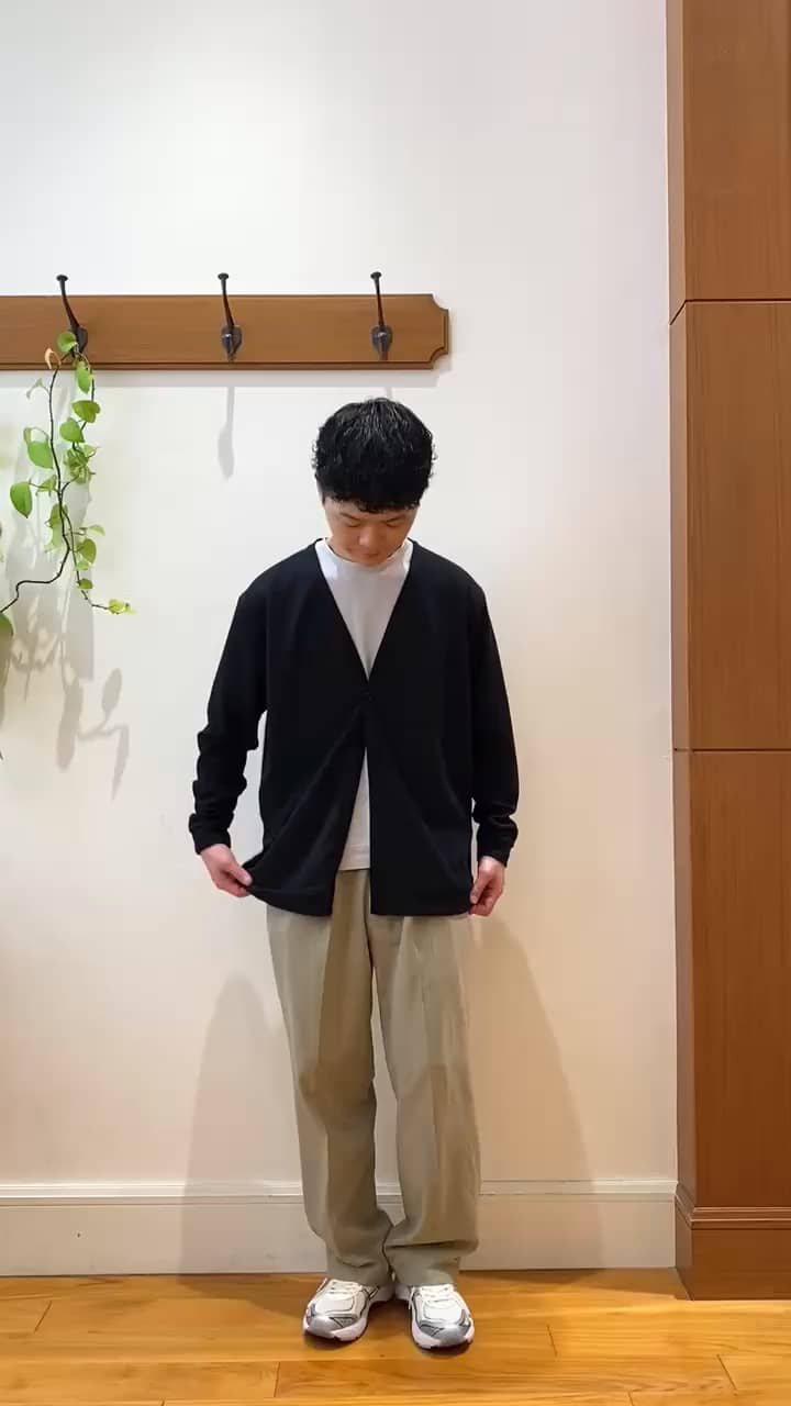 2025.08.25 品のある見え感ワンボタンカーデ サムネイル画像