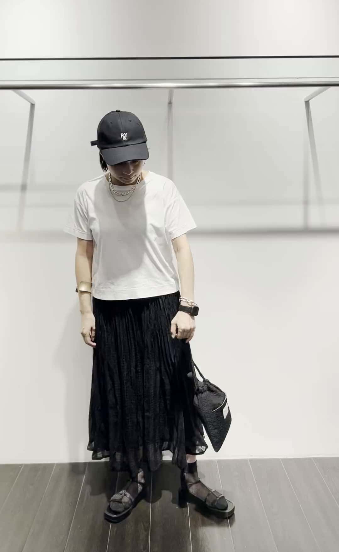 ｺﾑｻｲｽﾞﾑ ｲｵﾝﾓｰﾙ新利府 Akama ｺﾑｻｲｽﾞﾑ ｲｵﾝﾓｰﾙ新利府