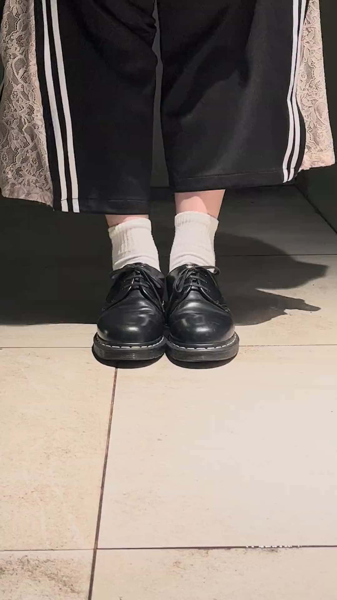 Mon