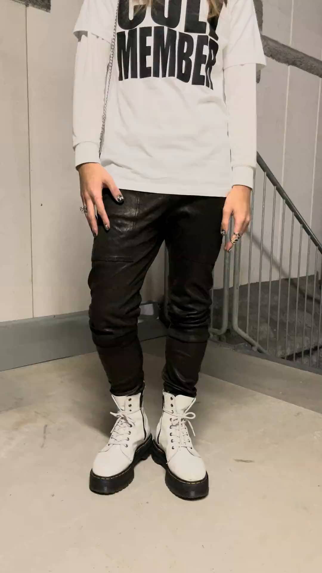 AR1