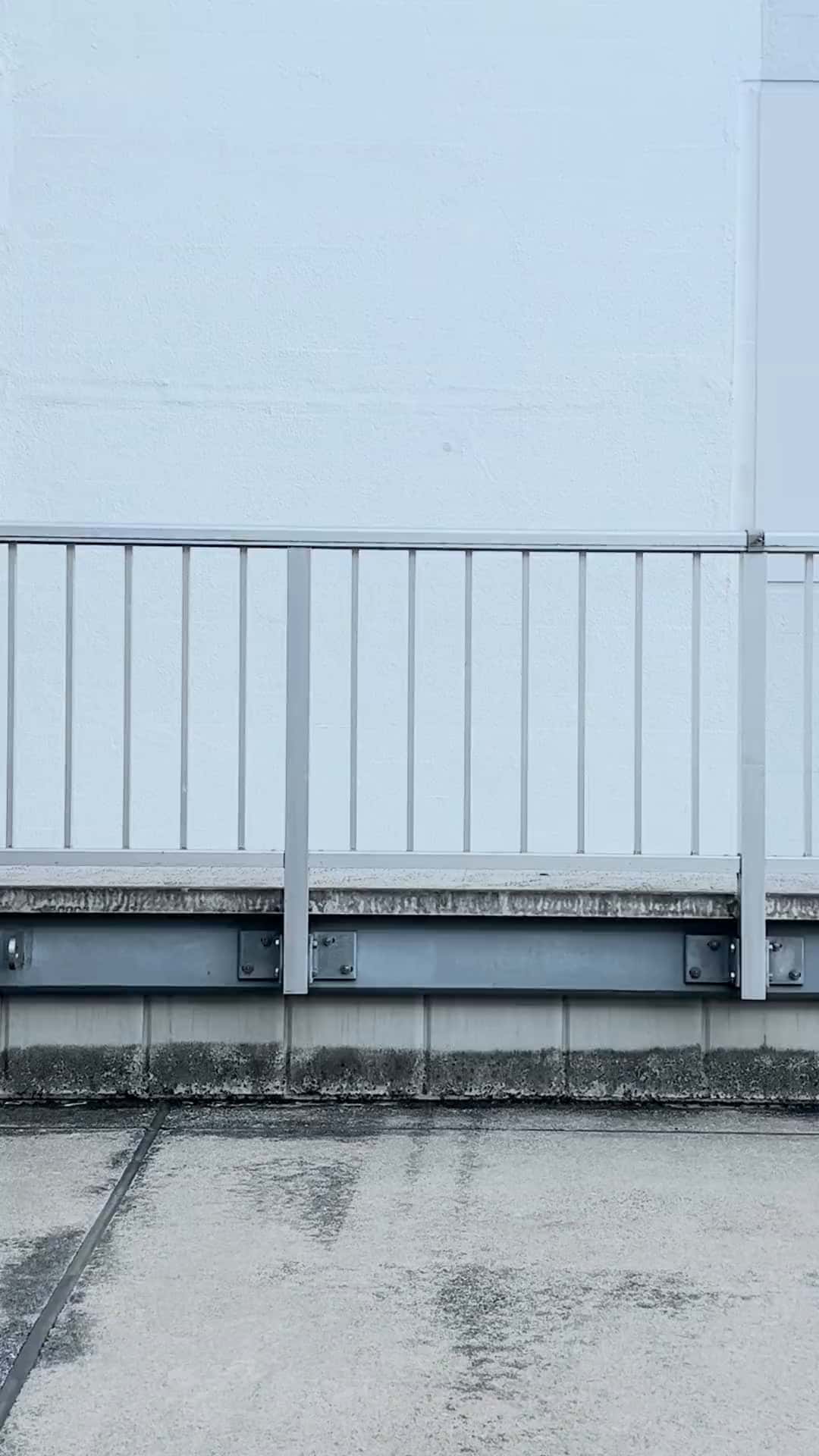 Mon