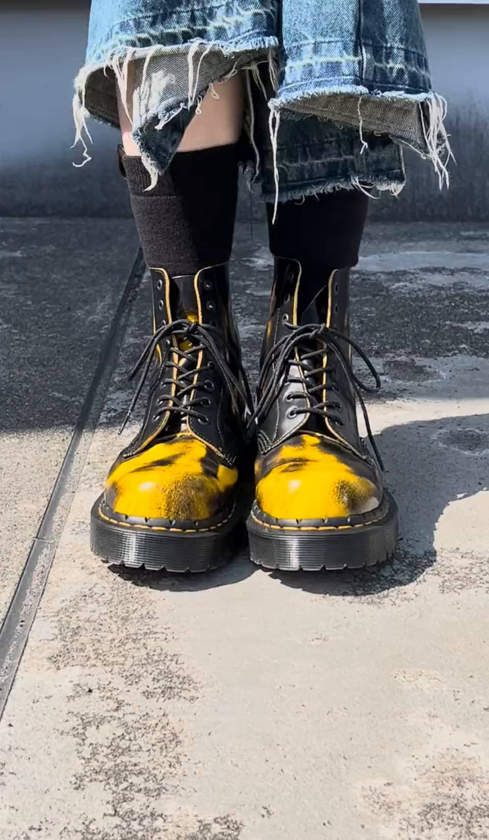 Mon