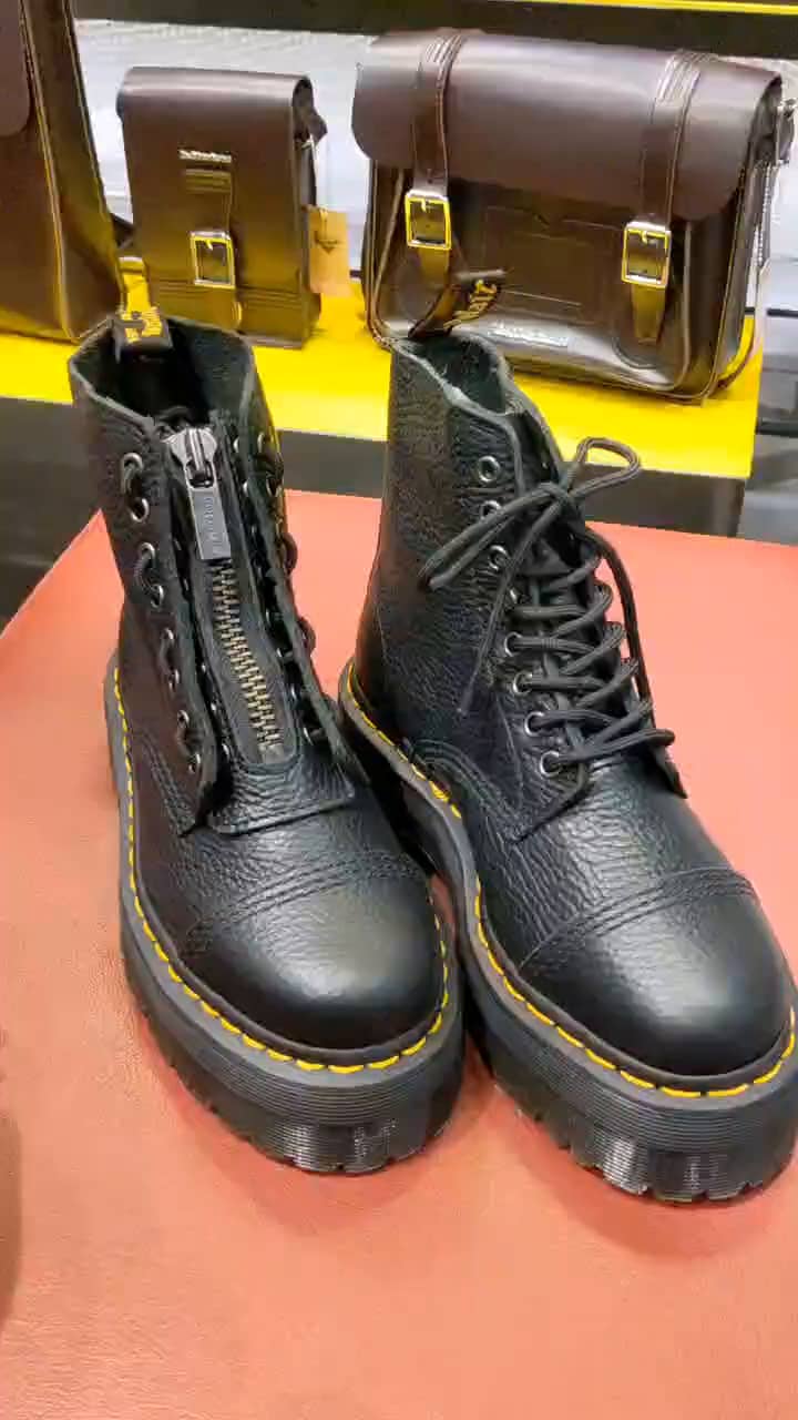 ドクターマーチン公式オンラインショップ｜Dr.Martens