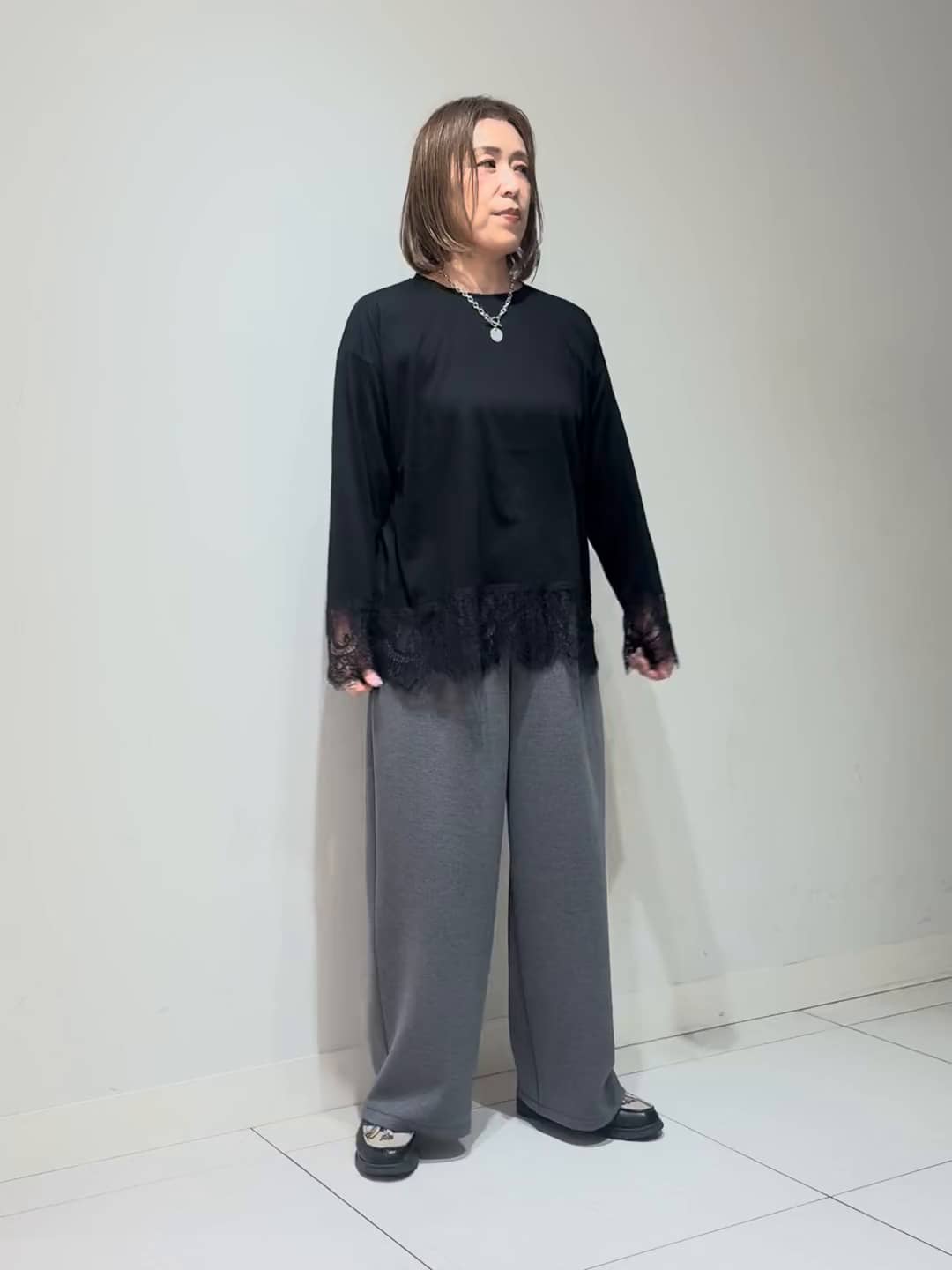 KURAのスタイリング